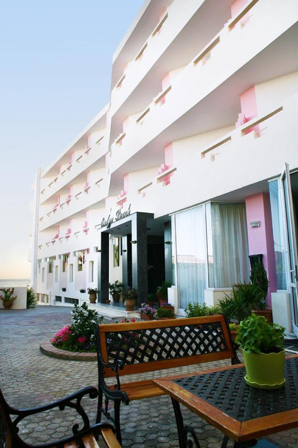 Evelyn Beach Hotel خيرسونِسوس المظهر الخارجي الصورة